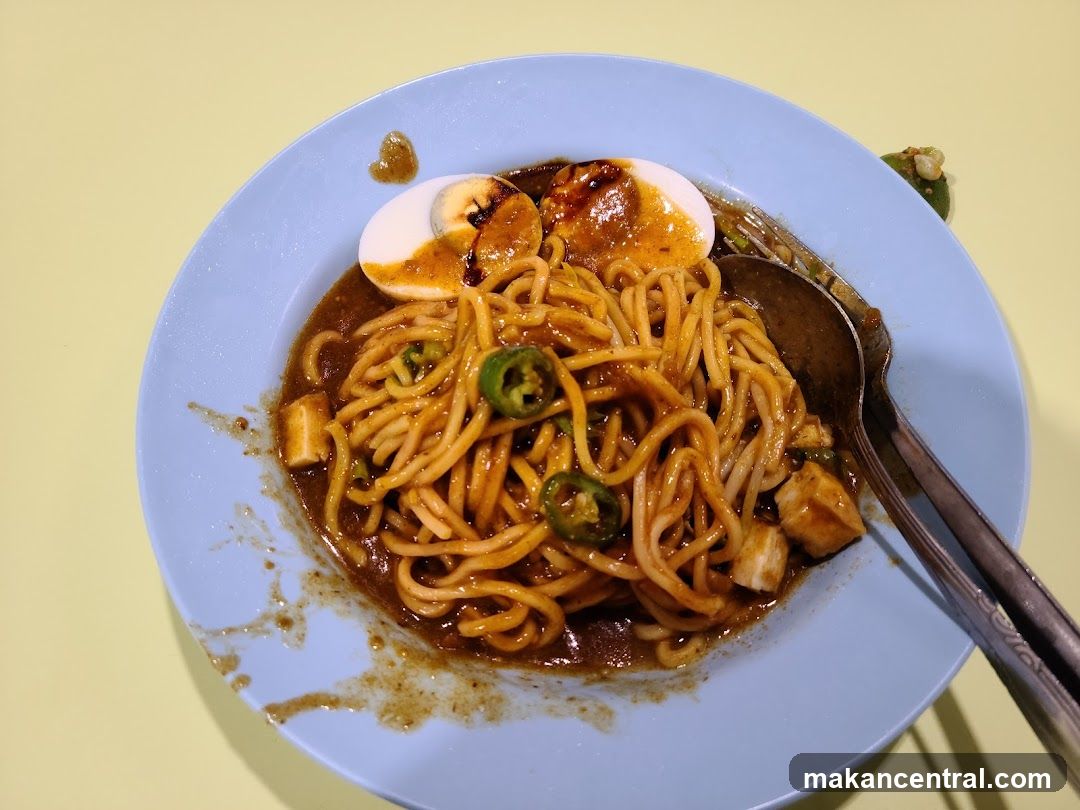 Noodles with Egg and Chili
