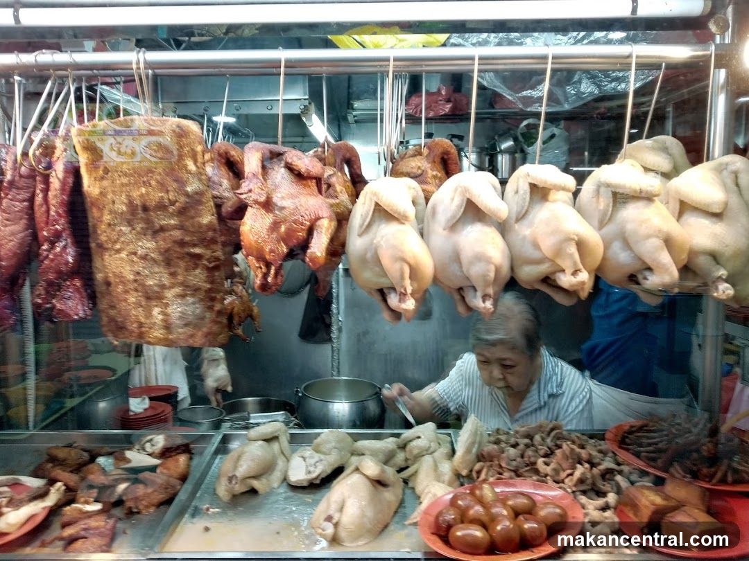 Cooked Meats and Poultry Display