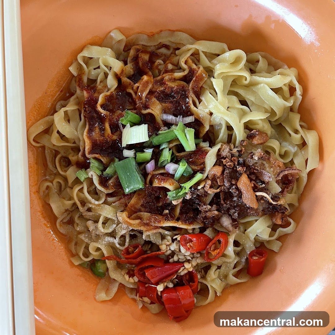 Noodles with Chili and Scallions