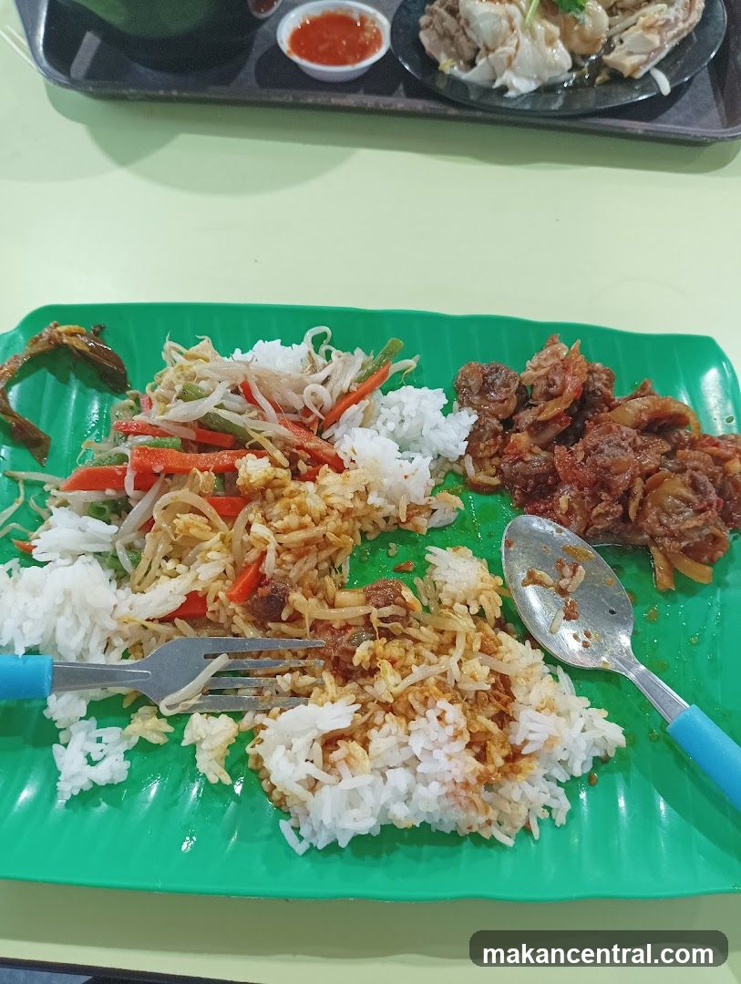 Rice with Stir-fried Vegetables and Meat