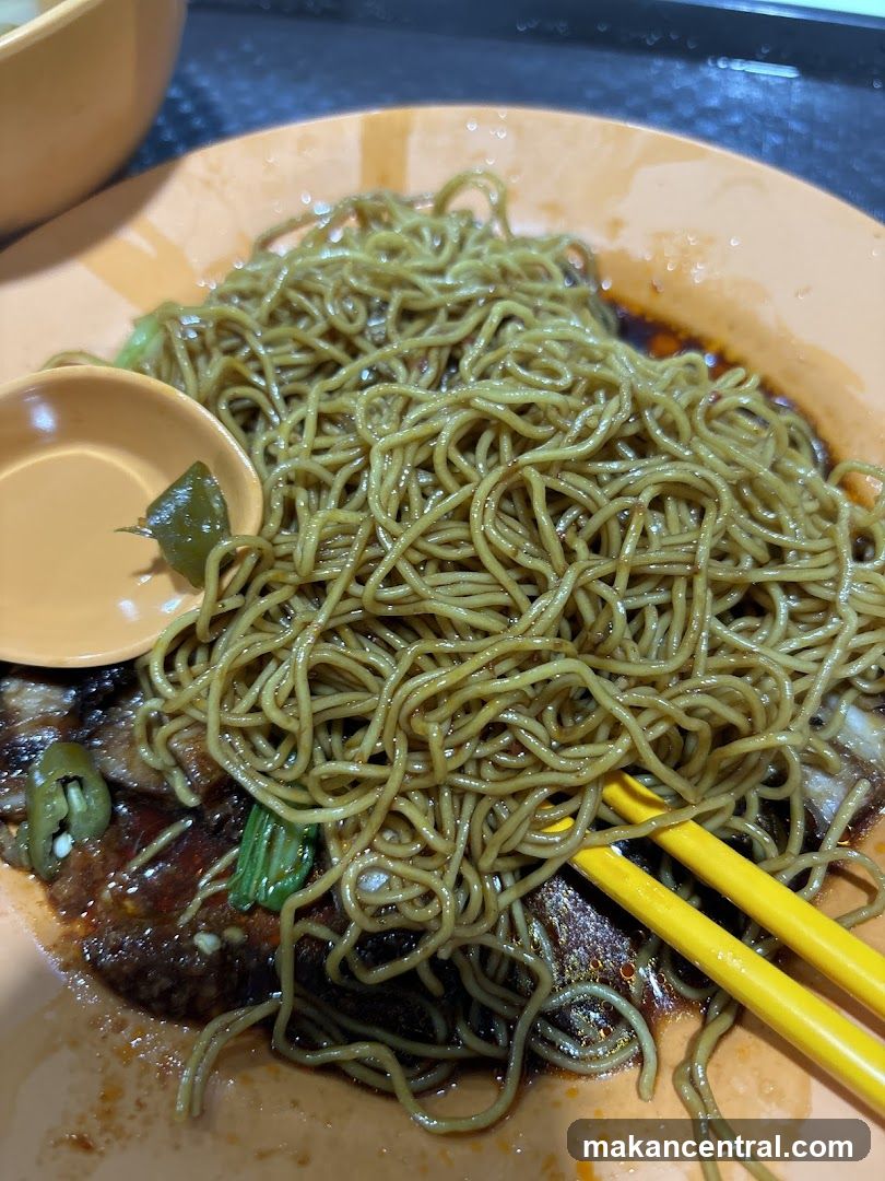 Noodles with sauce and chili