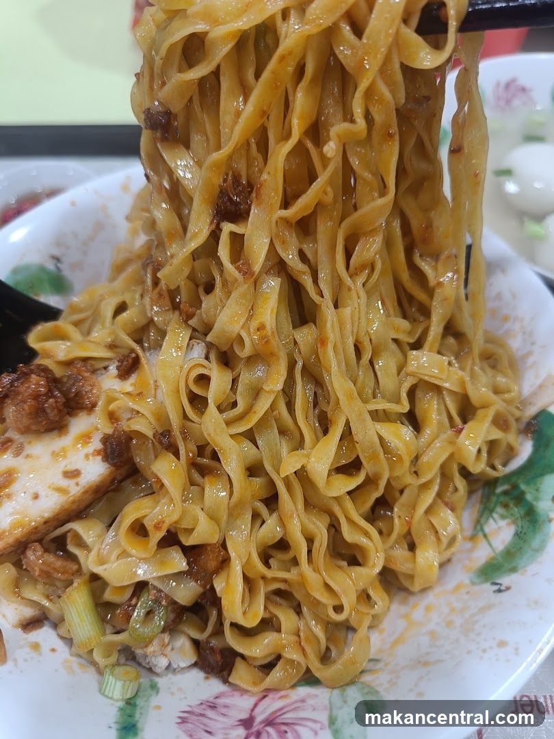 Noodles with Toppings