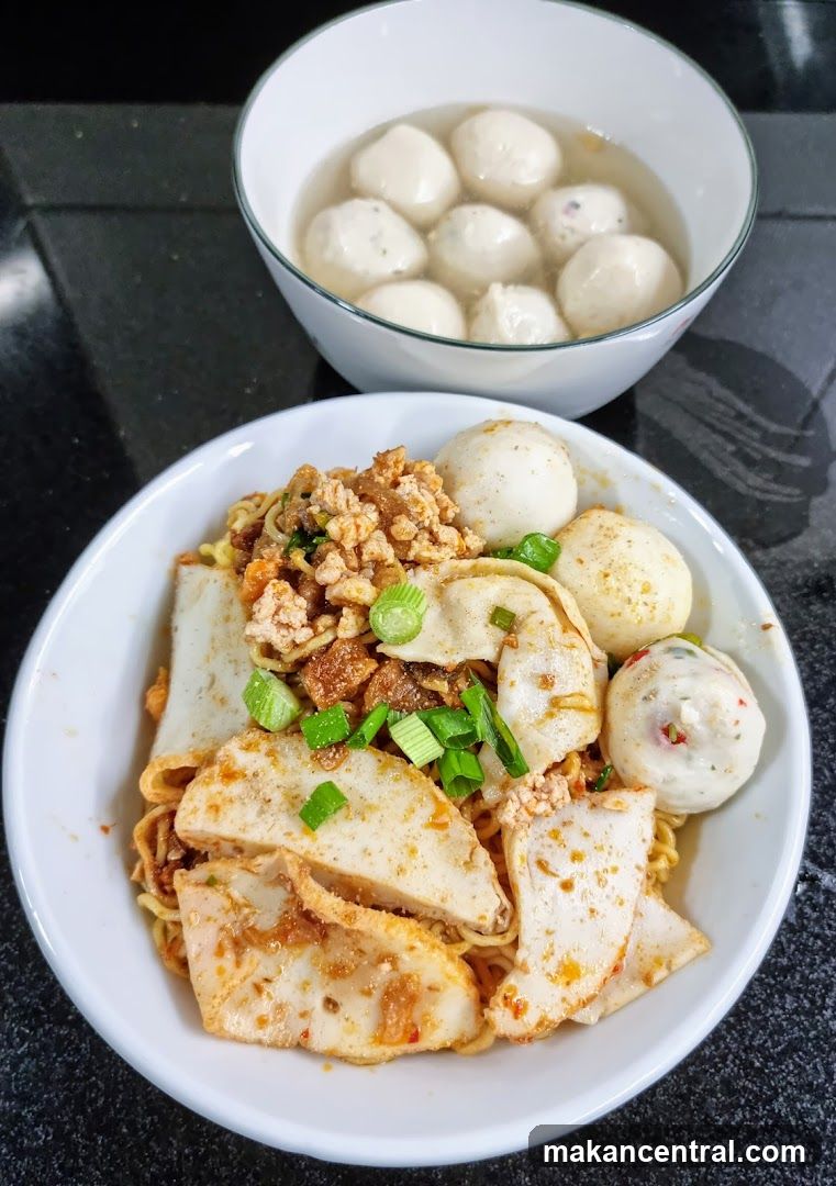 Noodles with Fish Balls