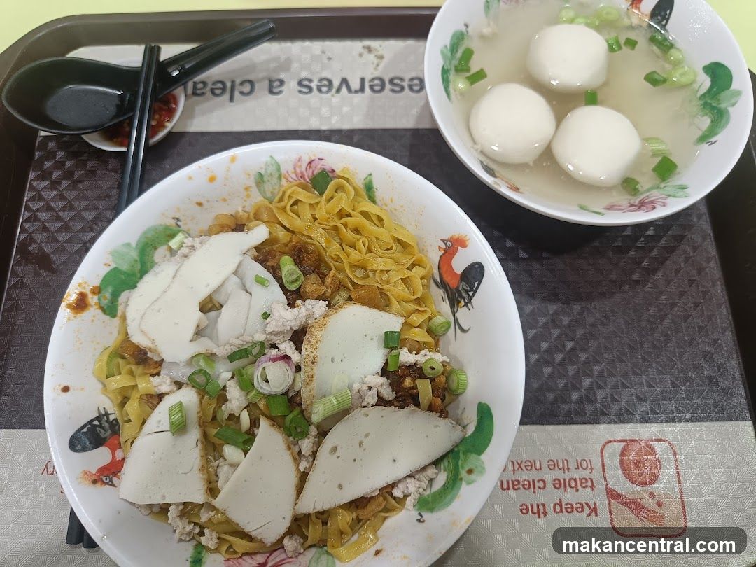 Noodles with Fish Balls