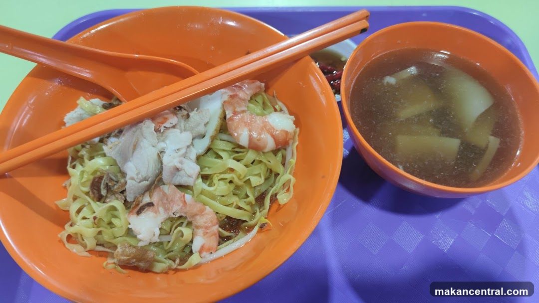 Noodles with Shrimp and Soup