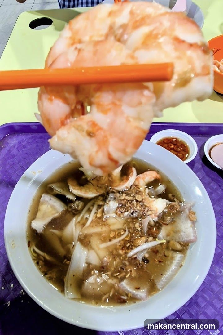 Shrimp noodle soup