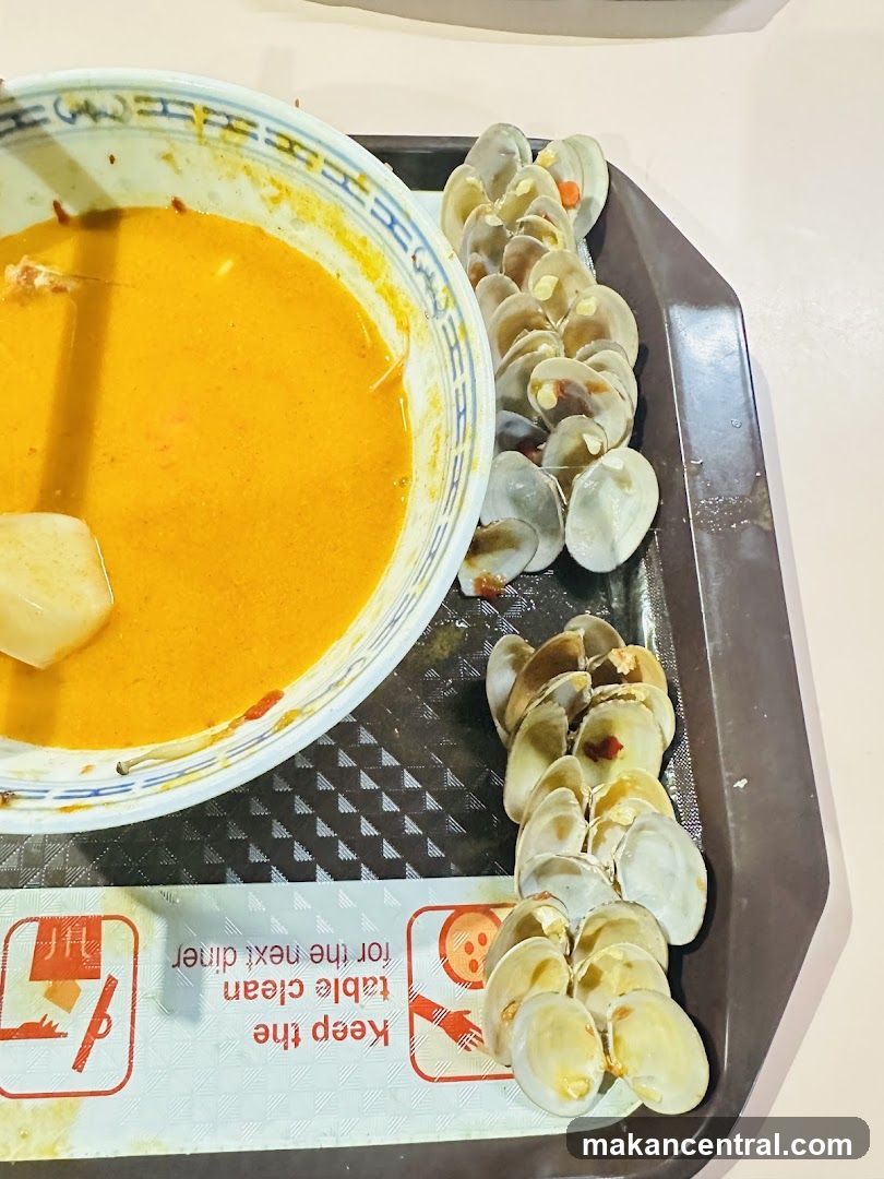 Clams and Curry Soup