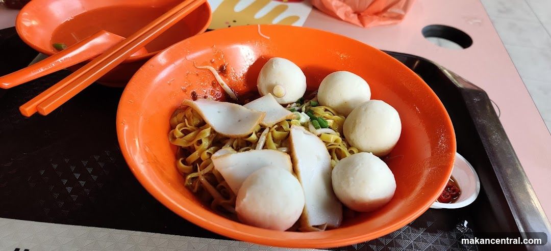 Noodles with Fish Balls