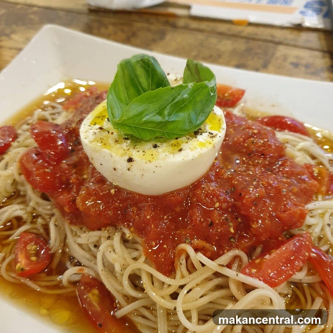 Caprese Pasta