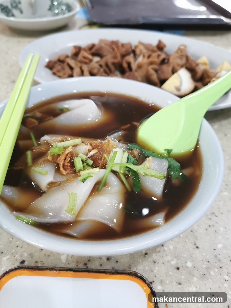 Noodle Soup with Side Dish