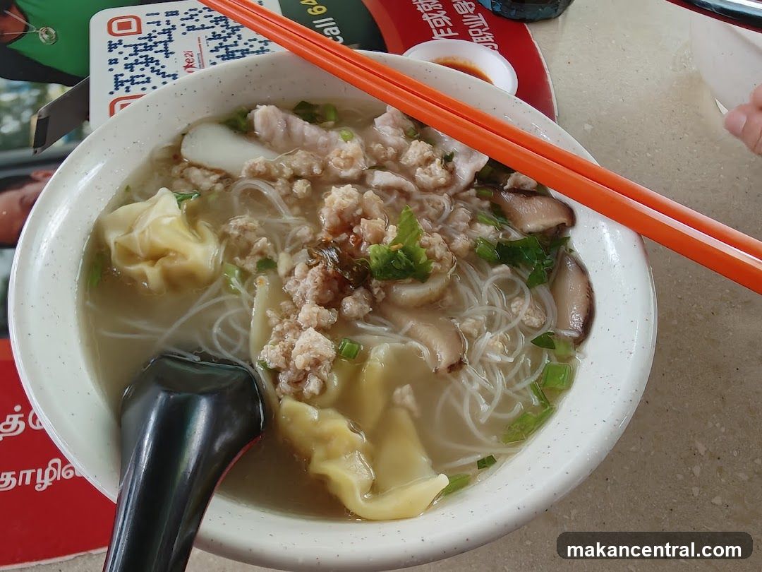 Noodle Soup with Pork and Wontons