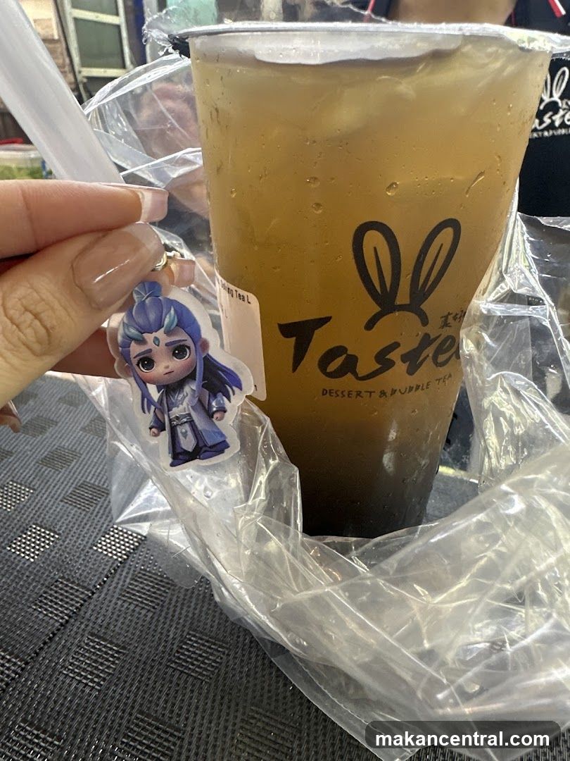 Bubble Tea with Keychain