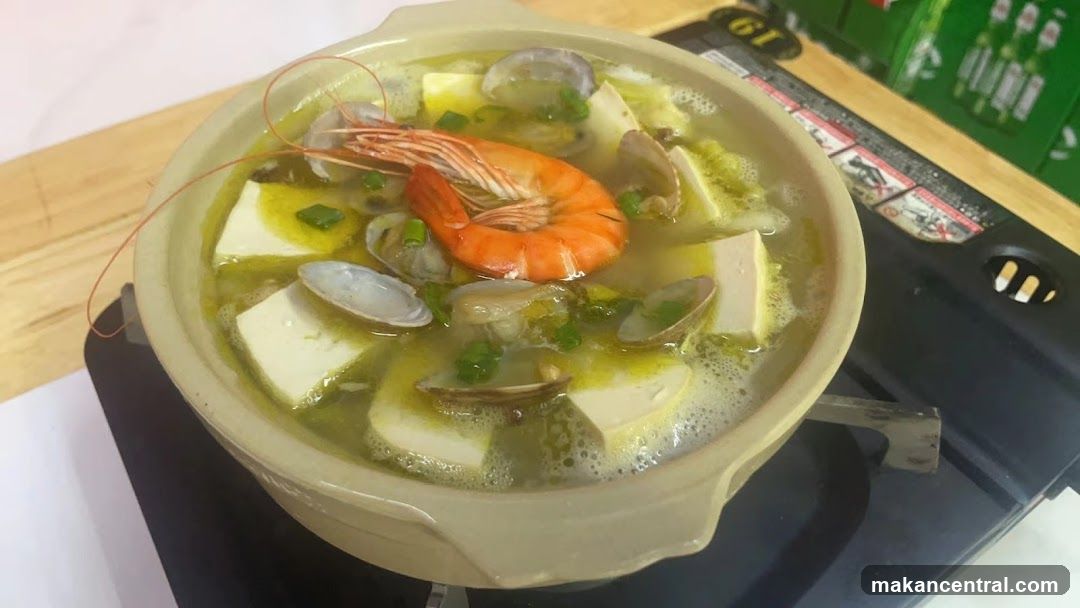 Seafood and Tofu Hot Pot