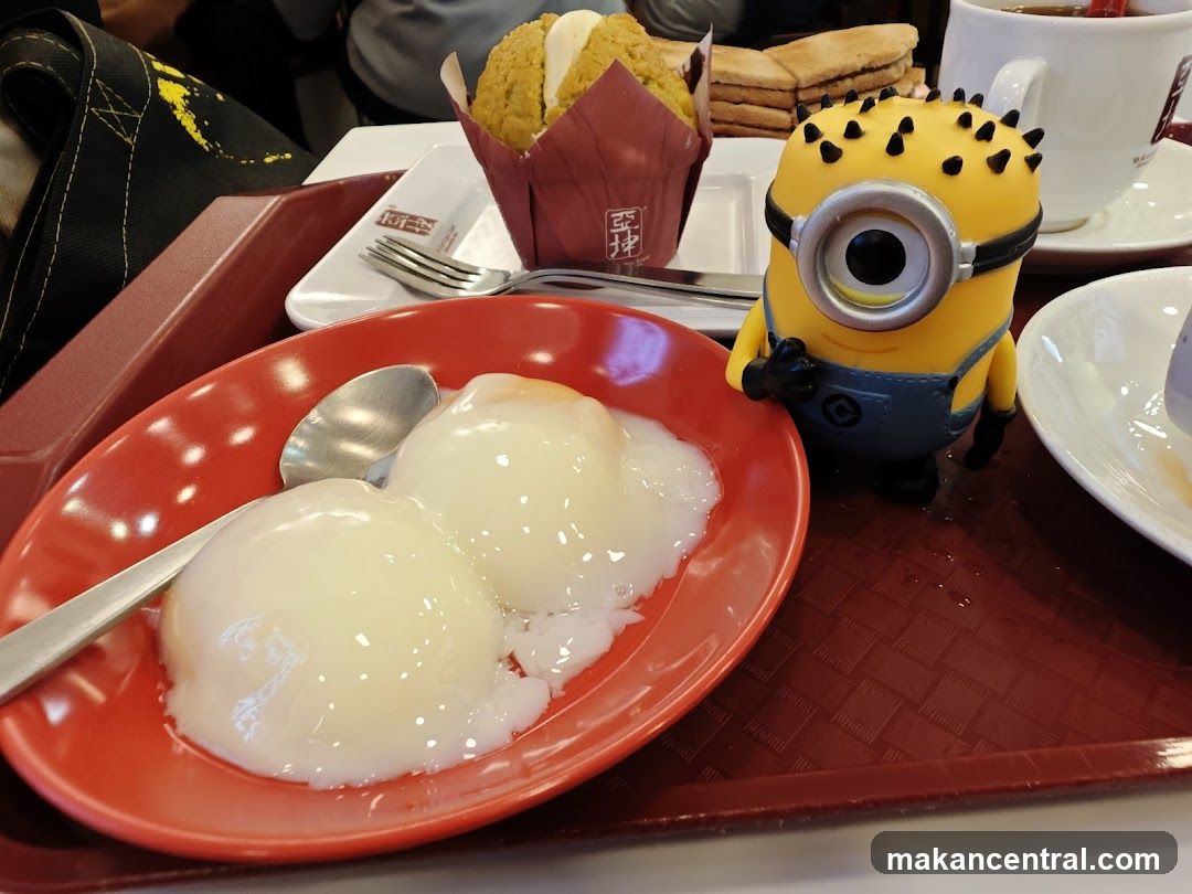 Breakfast Tray with Minion Toy
