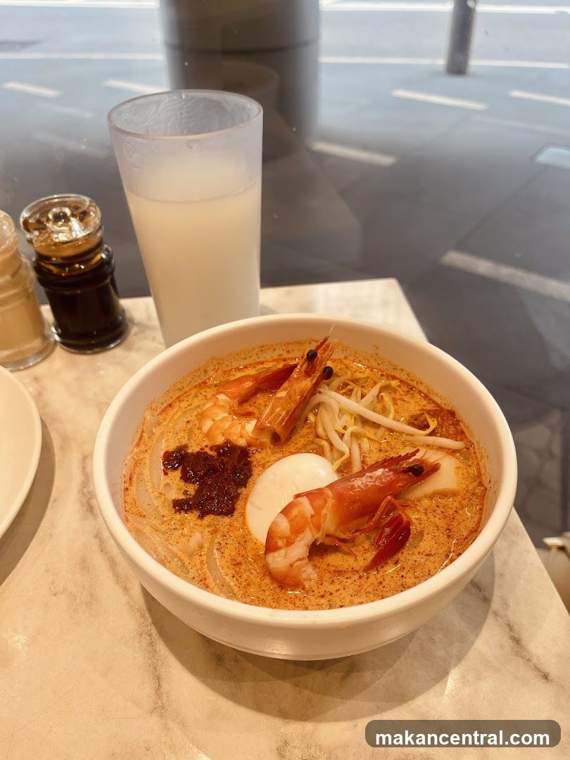 Laksa with Shrimp and Egg