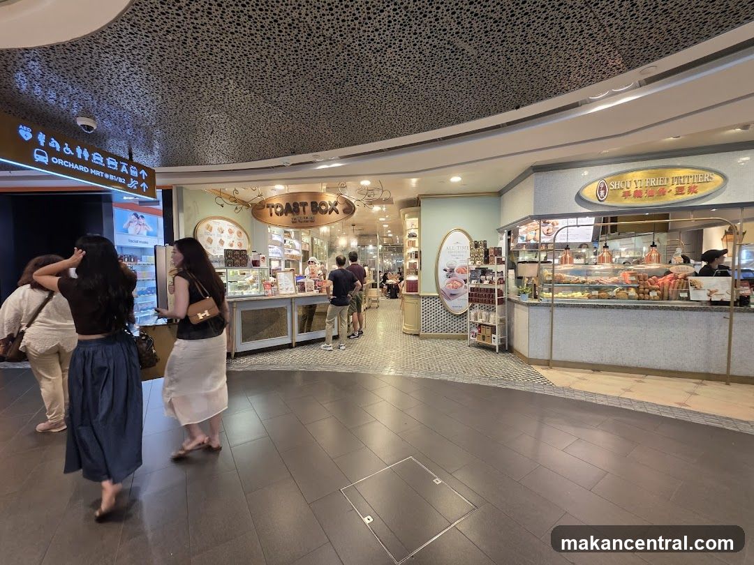 Food stalls in a mall