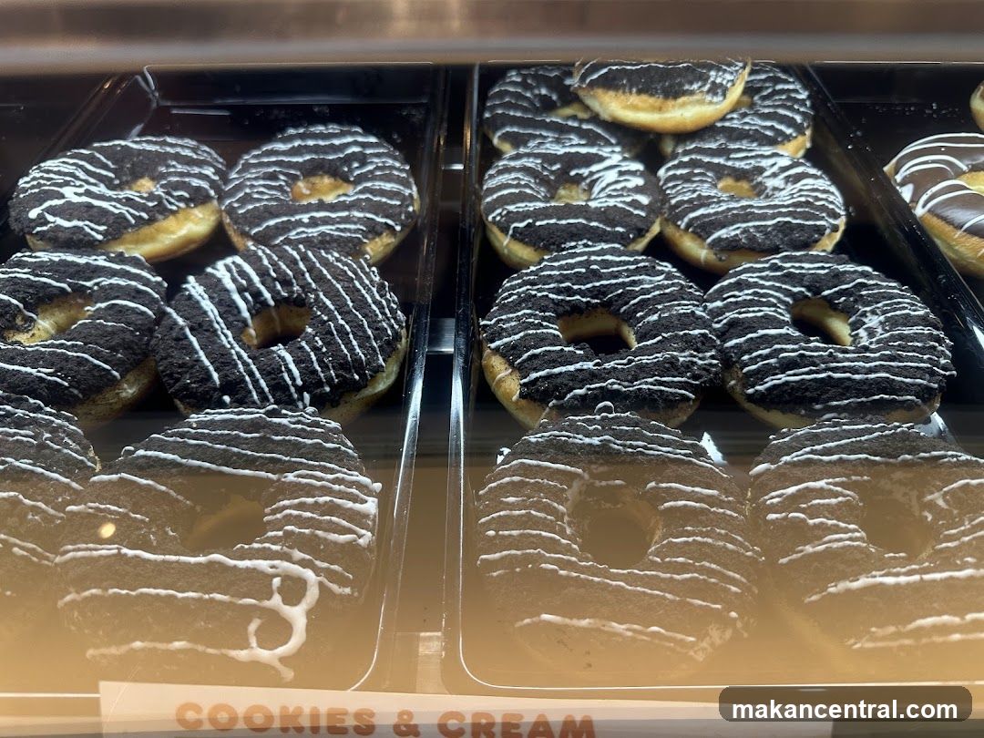 Cookies and Cream Donuts