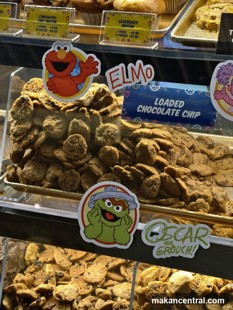 Sesame Street Themed Baked Goods