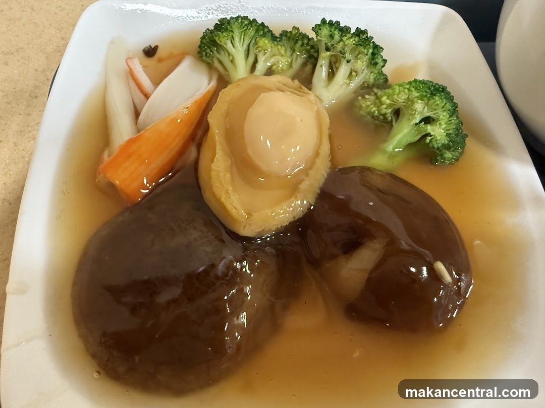 Braised Abalone with Mushroom and Broccoli