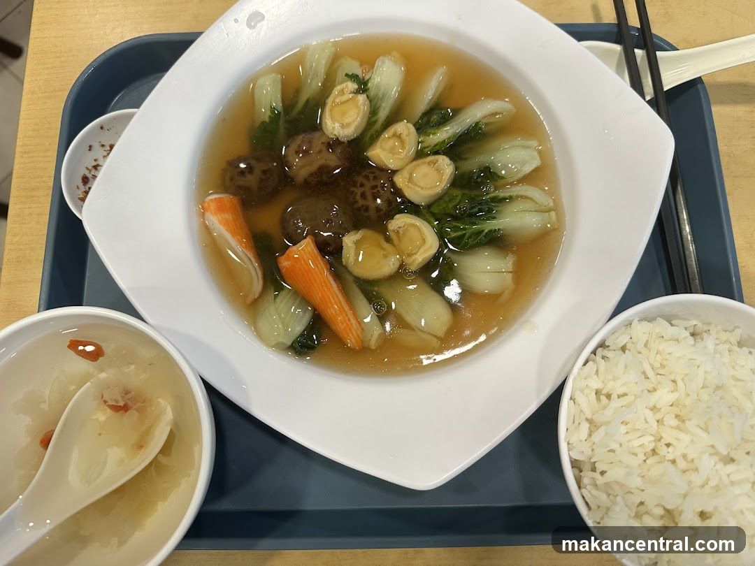 Braised Dish with Bok Choy and Rice