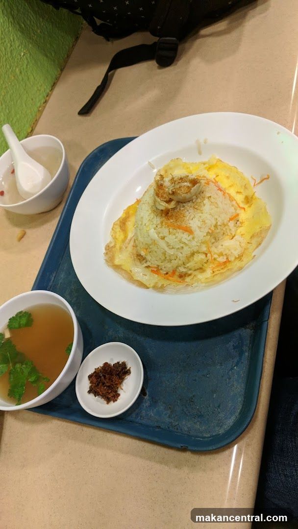 Omelette Rice with Soup
