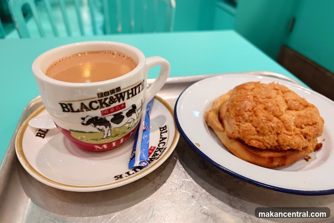 Milk Tea and Pineapple Bun