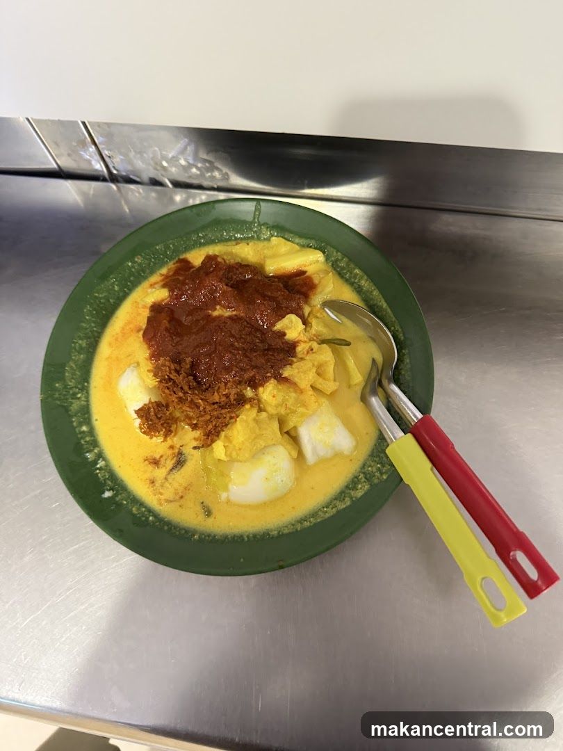 Lontong Dish