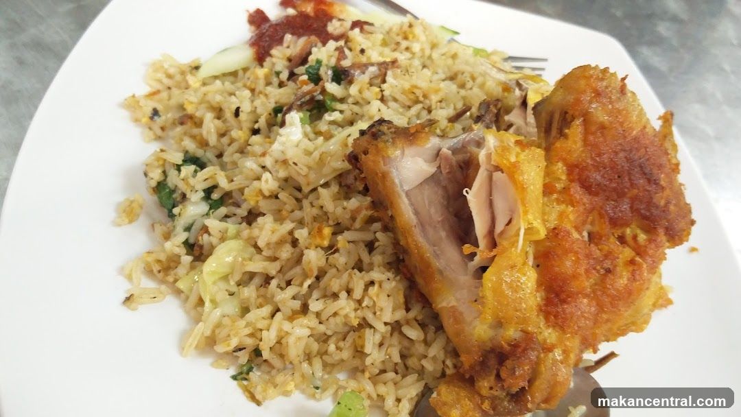 Fried Rice with Fried Chicken