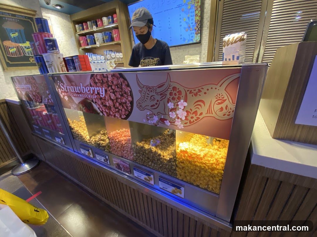 Popcorn Display