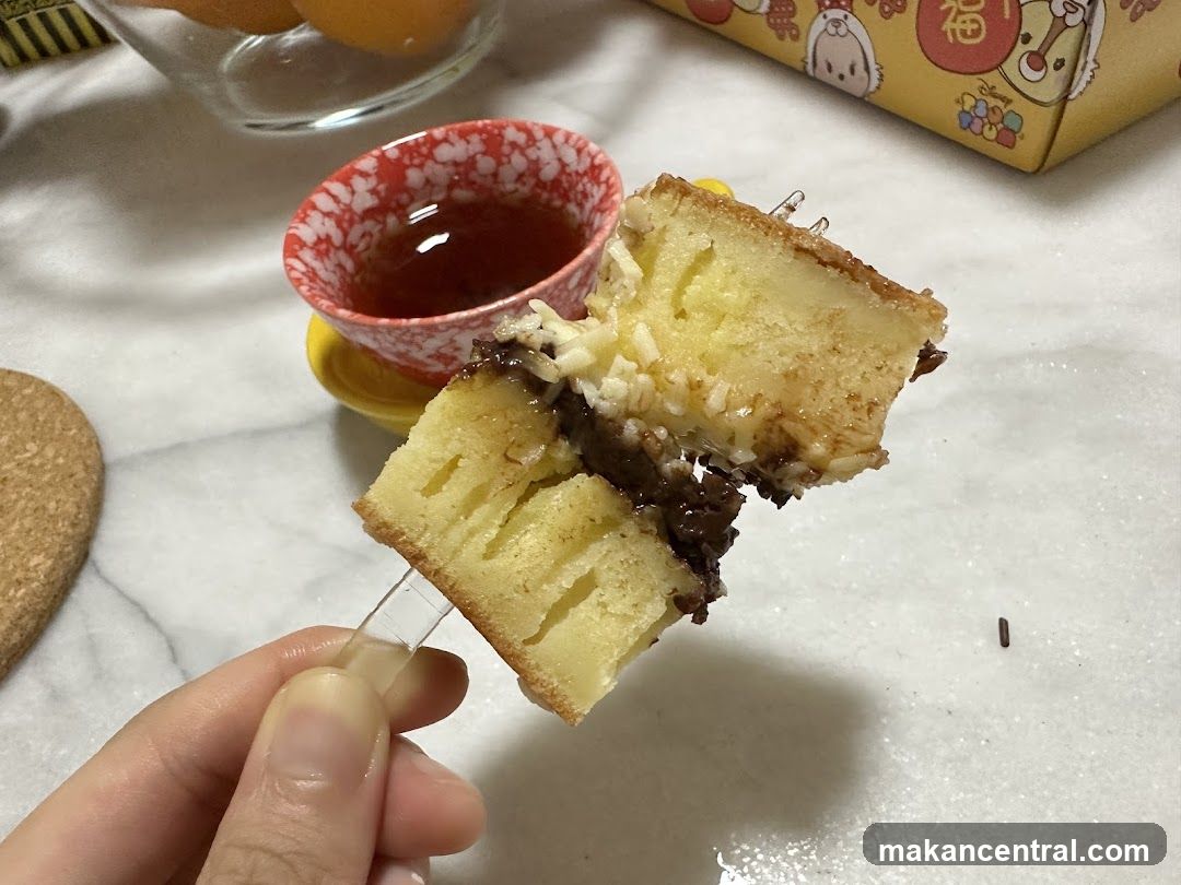 Dessert with Tea