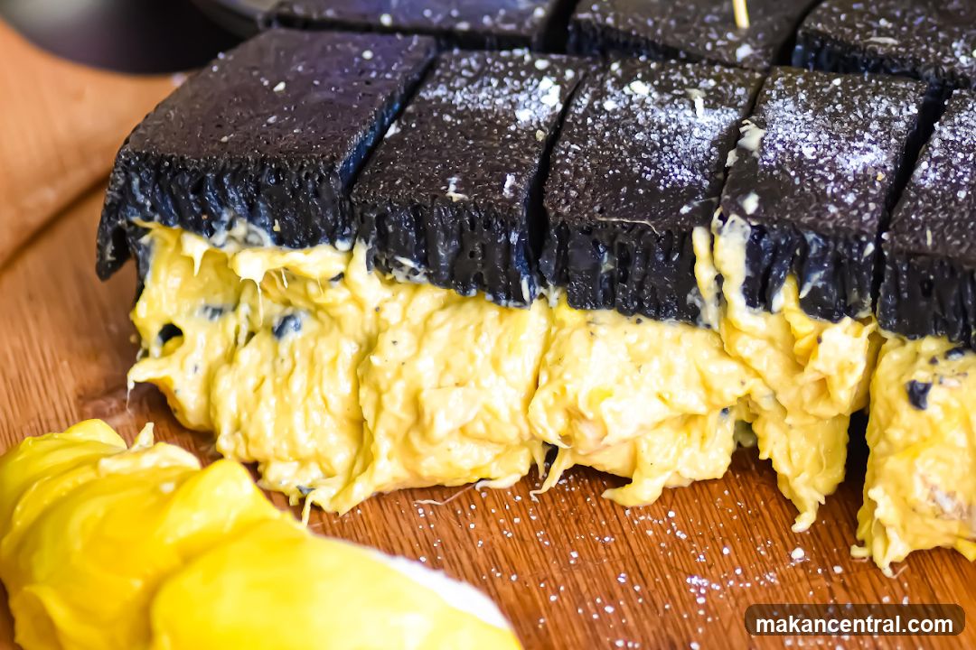 Black Charcoal Pancake with Creamy Filling