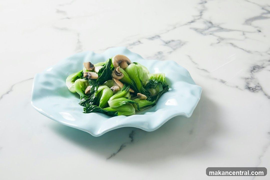 Stir-fried Bok Choy with Mushrooms