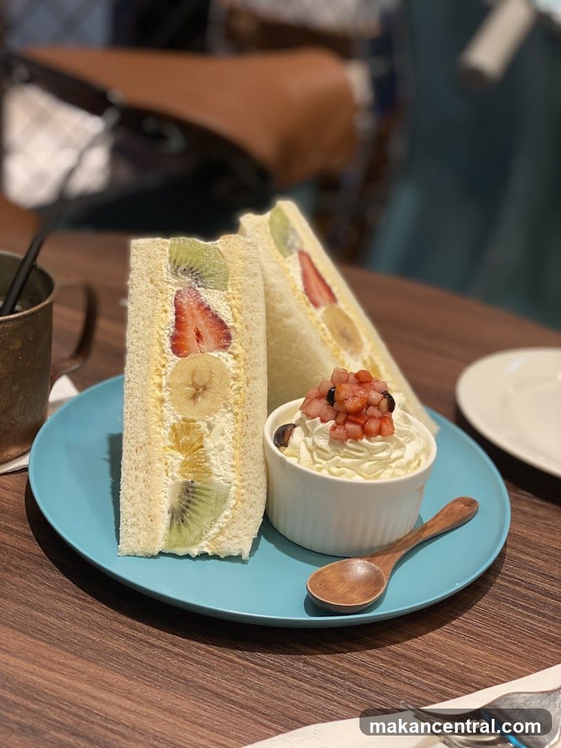 Fruit Sandwich and Cream Dessert