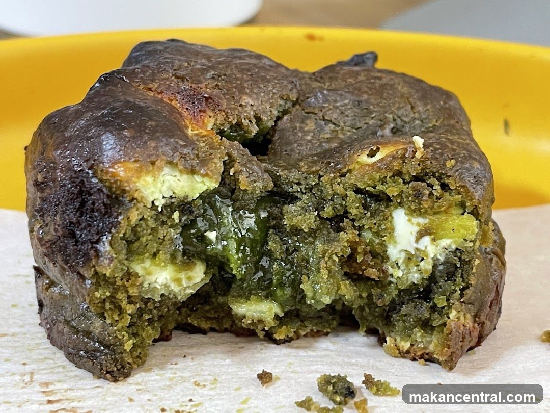 Burnt Matcha Muffin