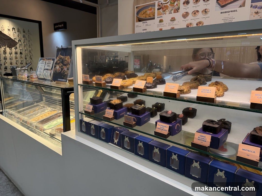 Dessert Display
