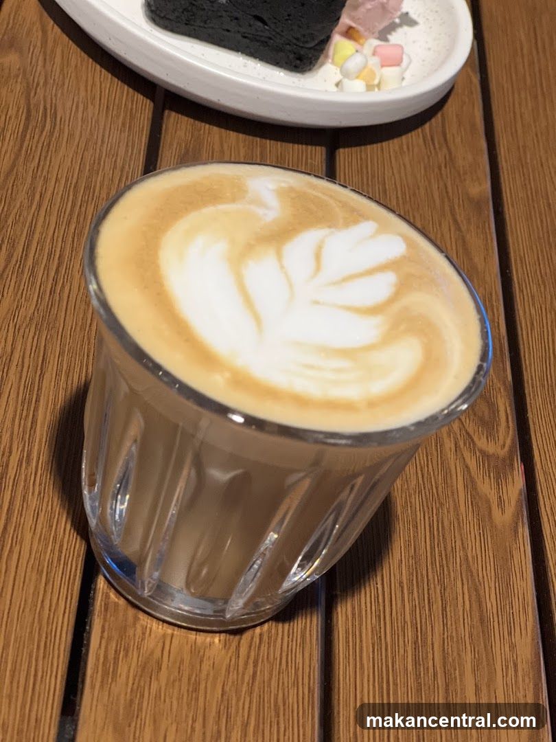Latte with latte art