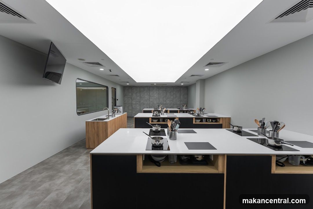 Pots & Pans Culinary Studio