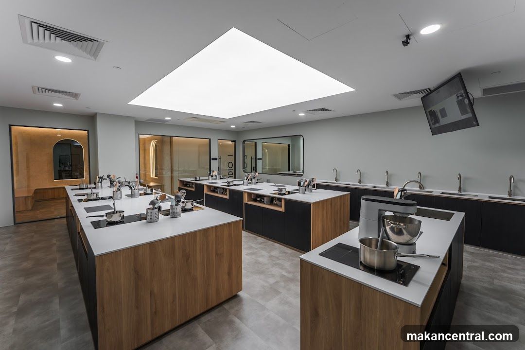 Modern Cooking Studio