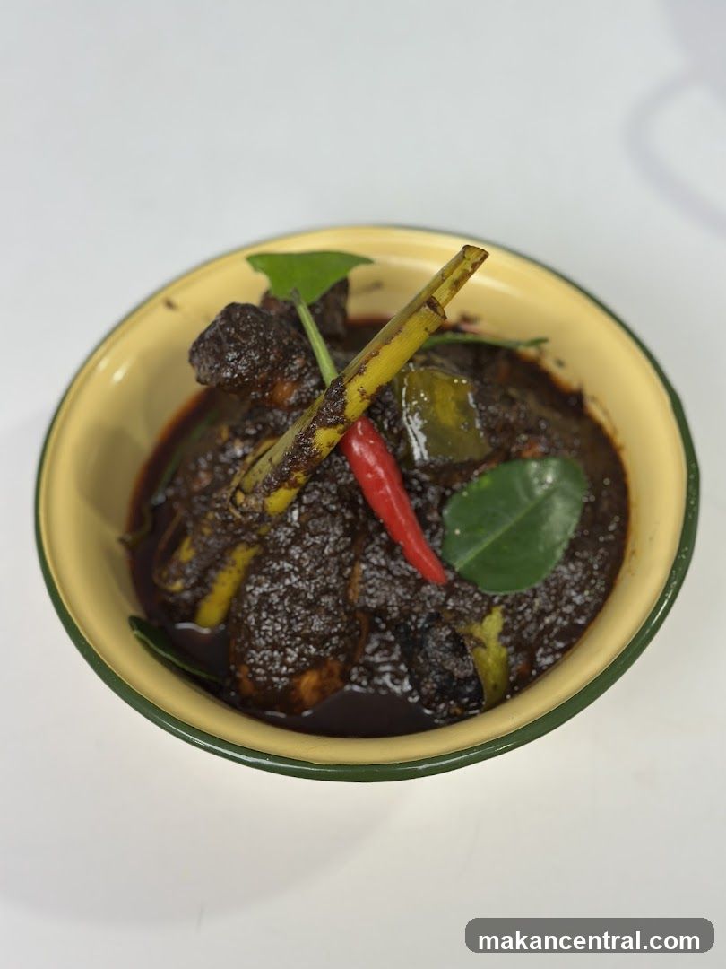 Dark Stew with Lemongrass and Chili