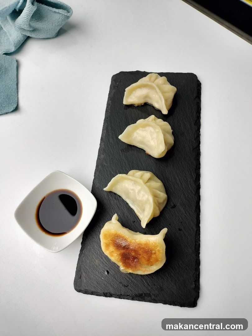 Dumplings with Soy Sauce