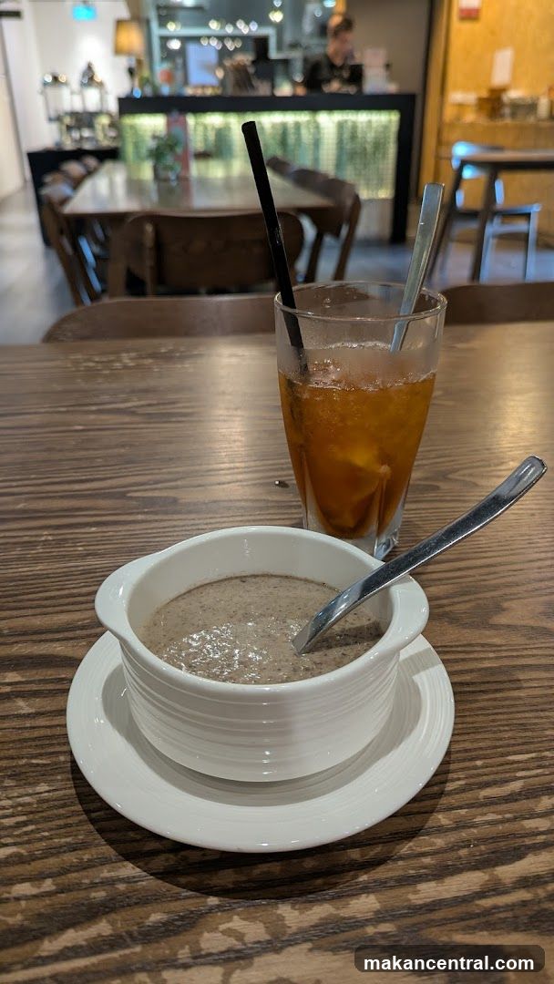 Mushroom Soup and Iced Tea