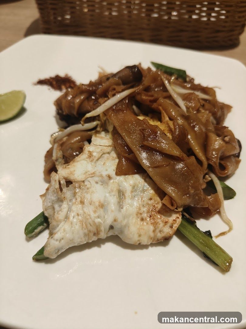 Noodles with Egg and Vegetables