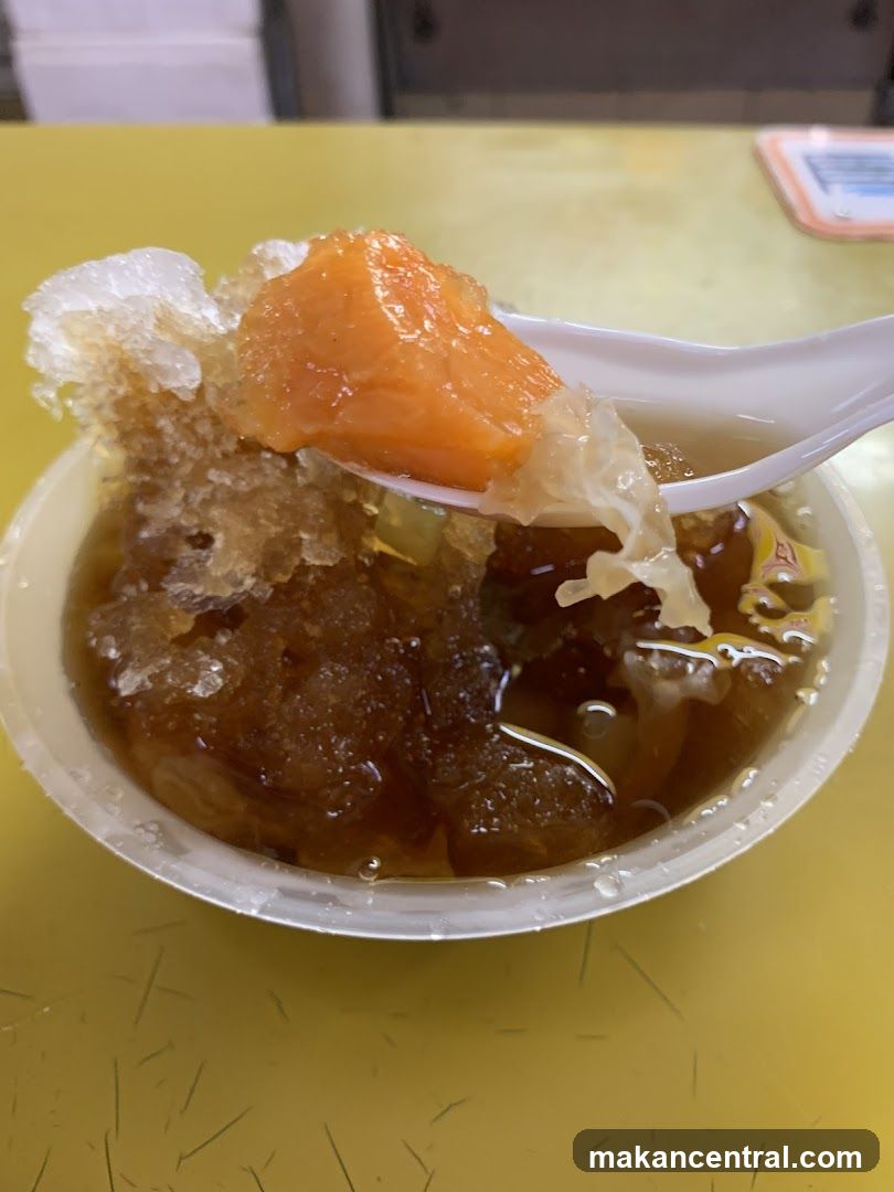 Dessert with shaved ice and fruit