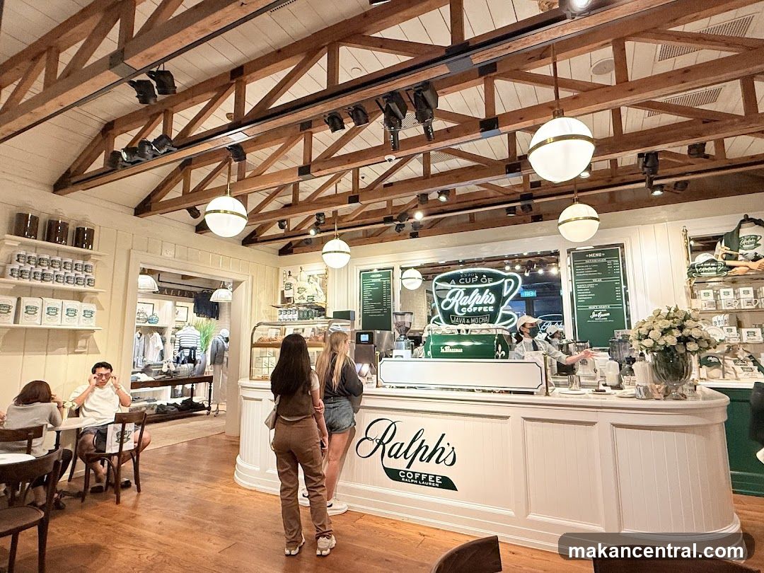 Ralph's Coffee Interior