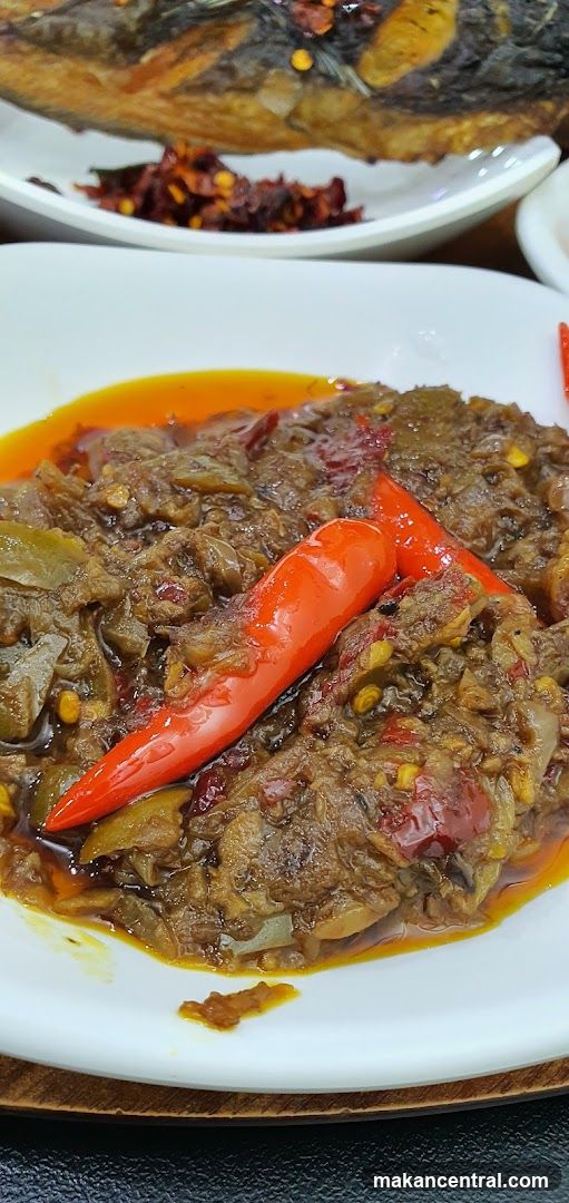 Yanant Thit Restaurant