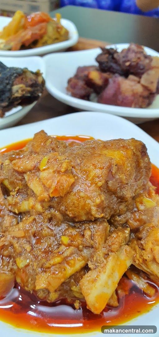 Yanant Thit Restaurant