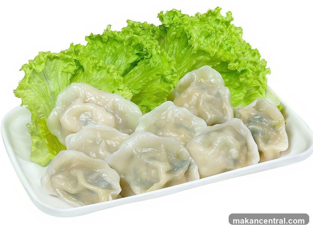 Steamed Dumplings with Lettuce