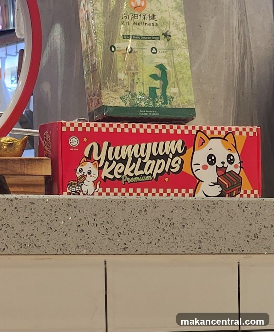 Yummy Kek Lapis Box