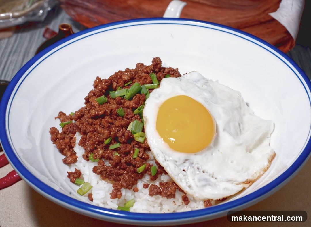 Minced Meat and Egg Rice Bowl