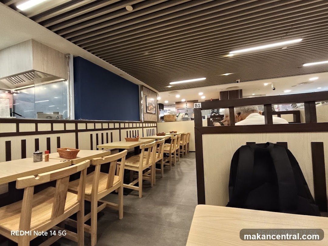 Aki Sushi & Grill